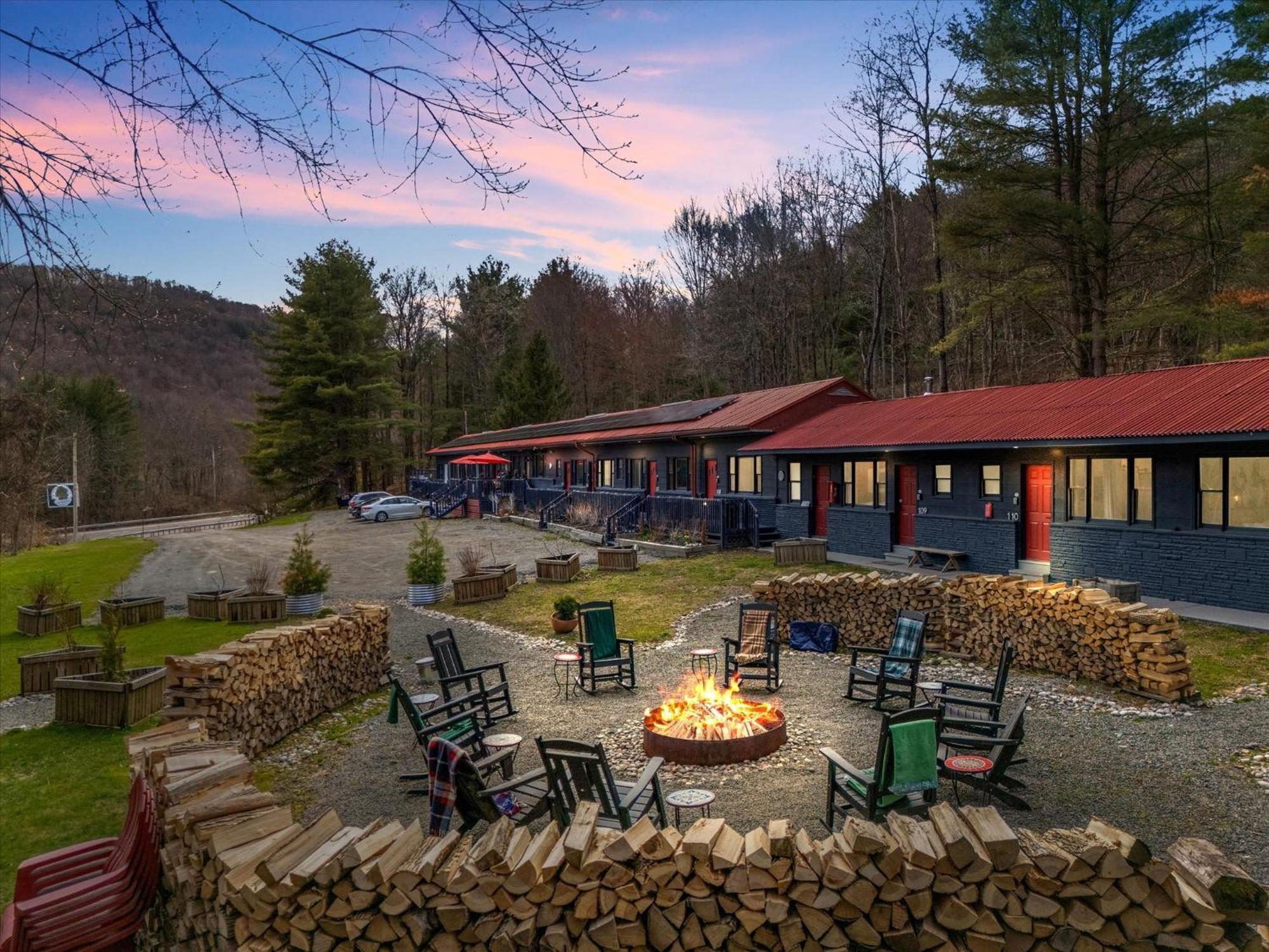 Green Acres Retreat Hancock Εξωτερικό φωτογραφία